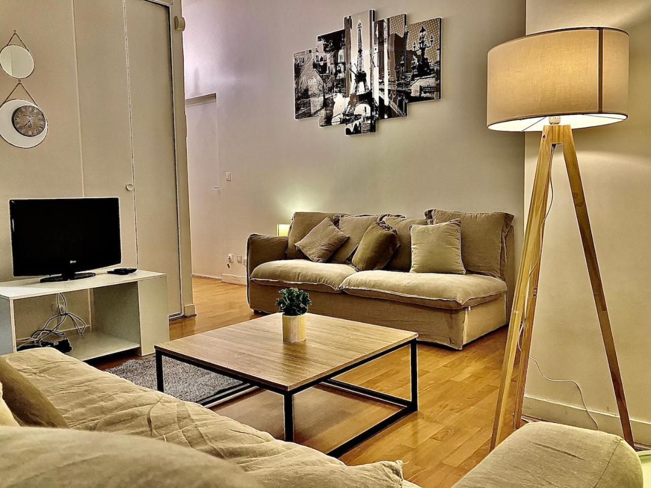Gold Hotel - Paris-Disney Studio Chelles  Ngoại thất bức ảnh