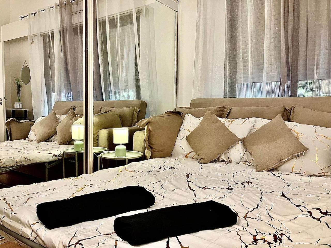 Gold Hotel - Paris-Disney Studio Chelles  Ngoại thất bức ảnh