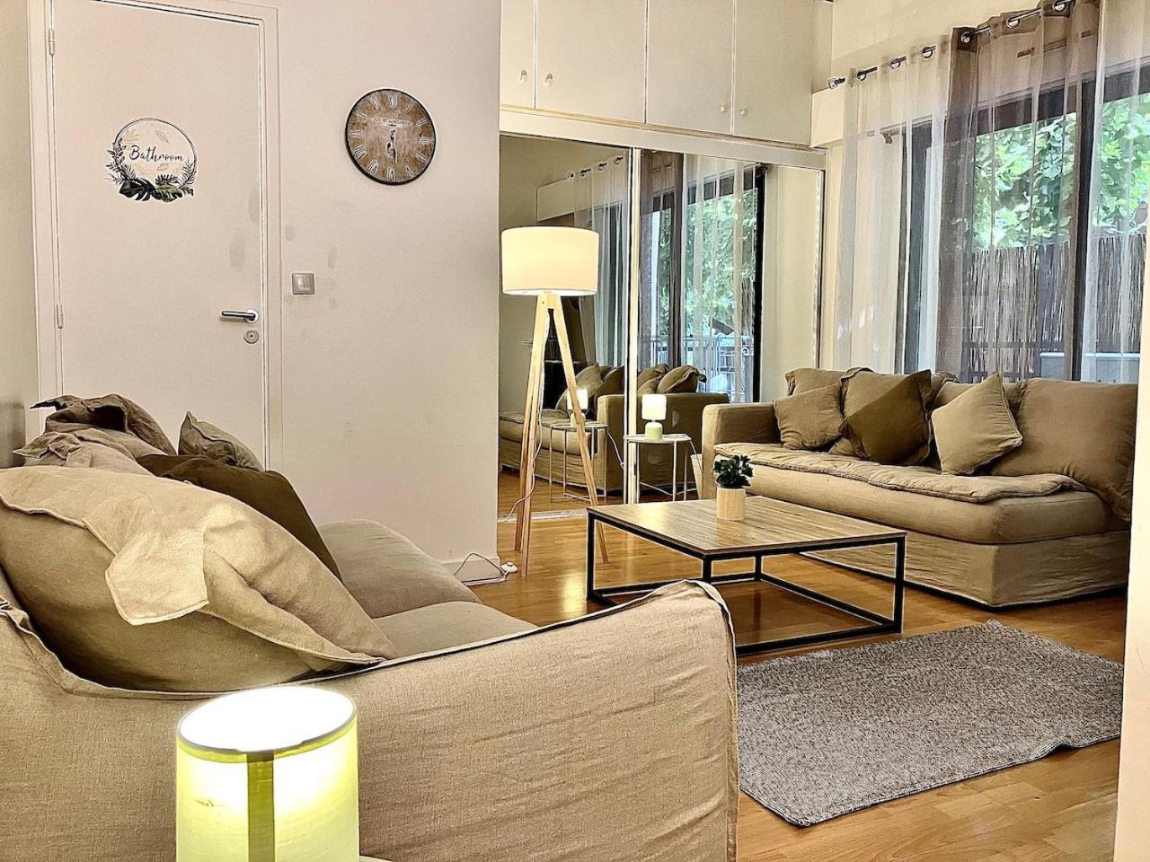 Gold Hotel - Paris-Disney Studio Chelles  Ngoại thất bức ảnh